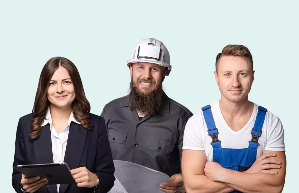 Dekoratives Bild, eine Frau im Anzug, ein Mann mit Werksgewand und Helm und ein Mann im Overall.