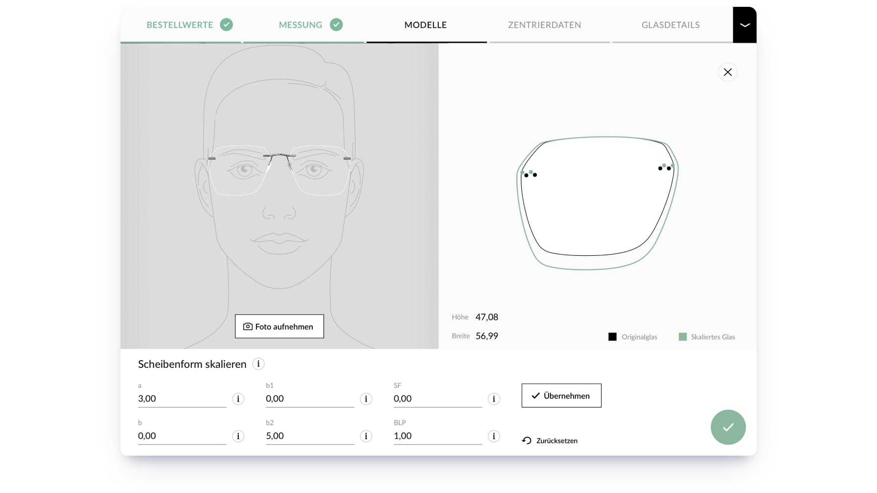 Schritt 3, "Modelle", mit Gesichtszeichnung, Glasformanzeige und Skalierungseinstellungen.