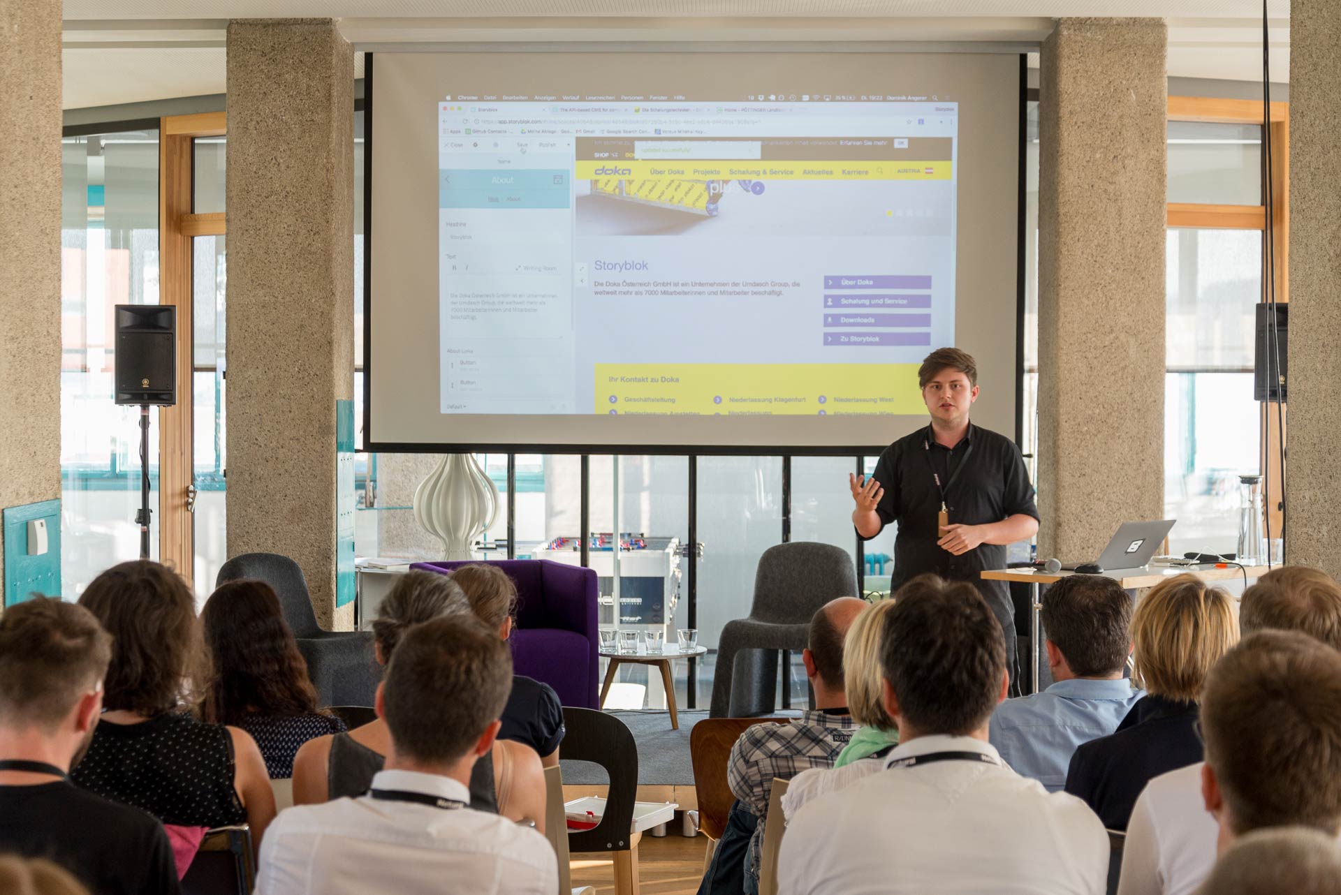 Dominik Angerer (CEO of Storyblok) demonstrates the content editing system "Storyblok".