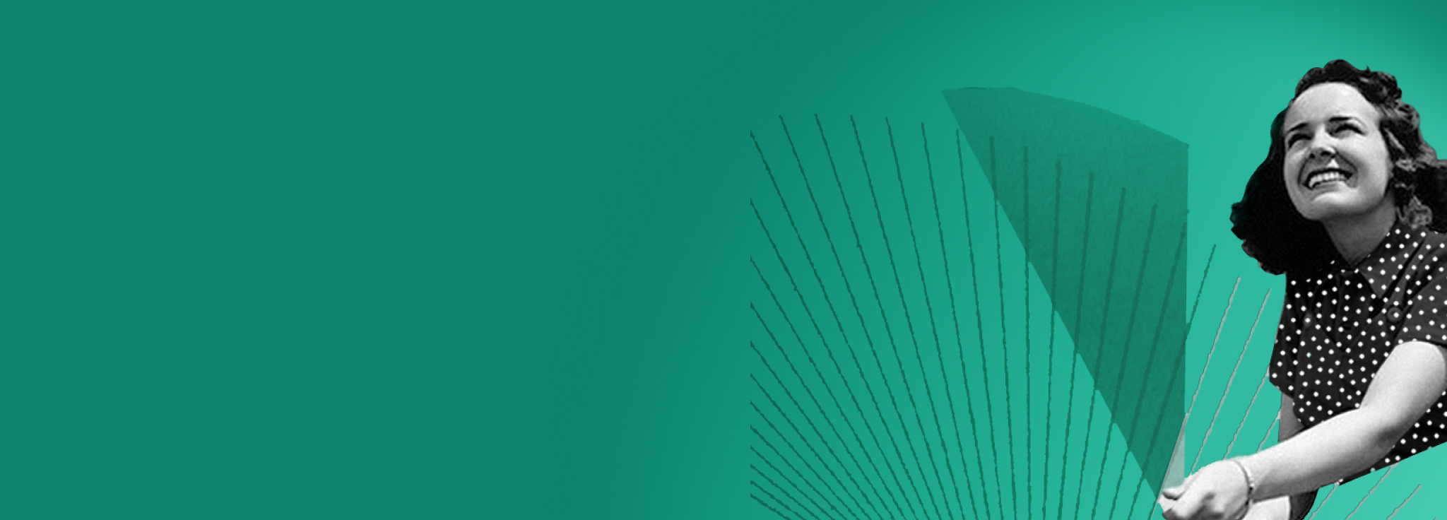 Eine lächelnde Frau im gepunkteten Kleid vor einem grünen Hintergrund mit radialen Linien, die aus ihrer Hand strahlen.
