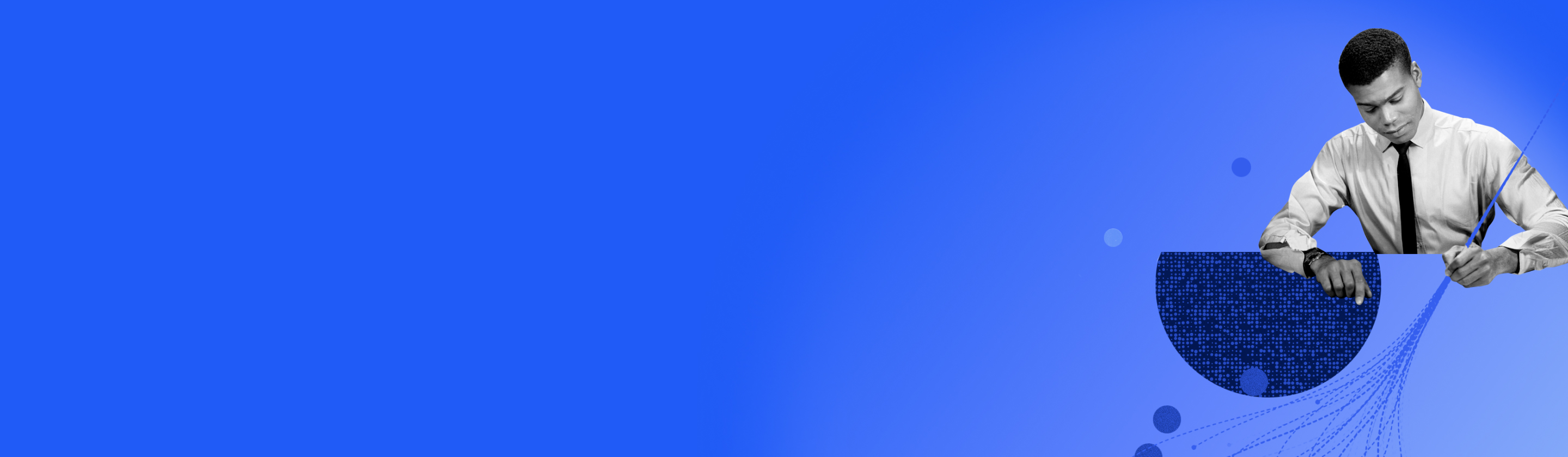 Ein Mann in Hemd und Krawatte arbeitet an einer abstrakten, digitalen Datenvisualisierung.