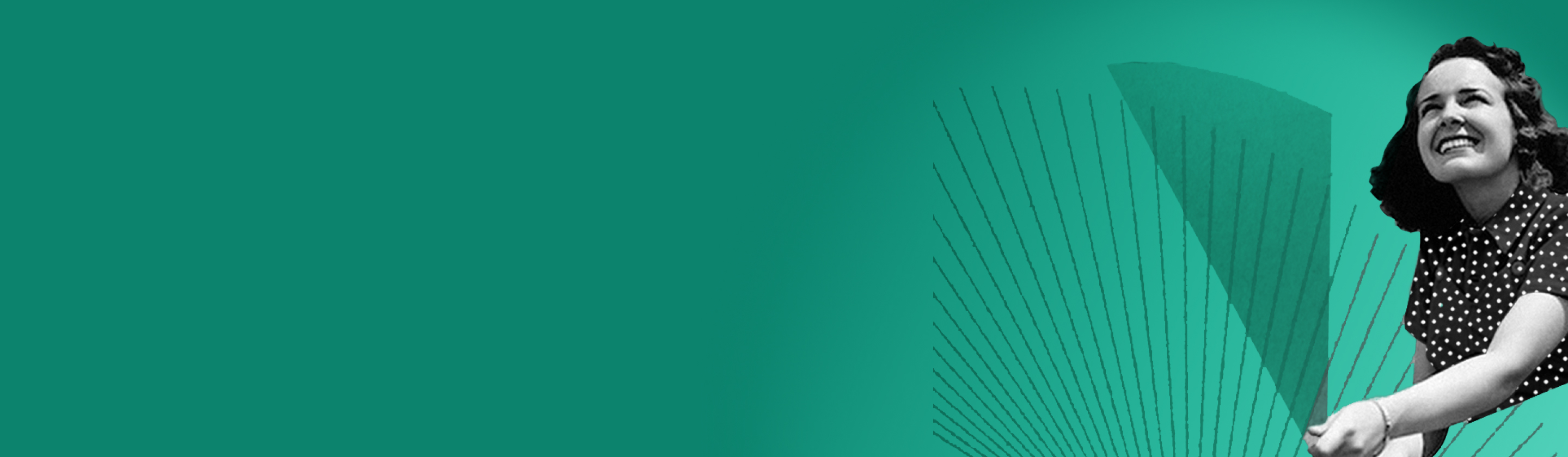 Eine lächelnde Frau im gepunkteten Kleid vor einem grünen Hintergrund mit radialen Linien, die aus ihrer Hand strahlen.