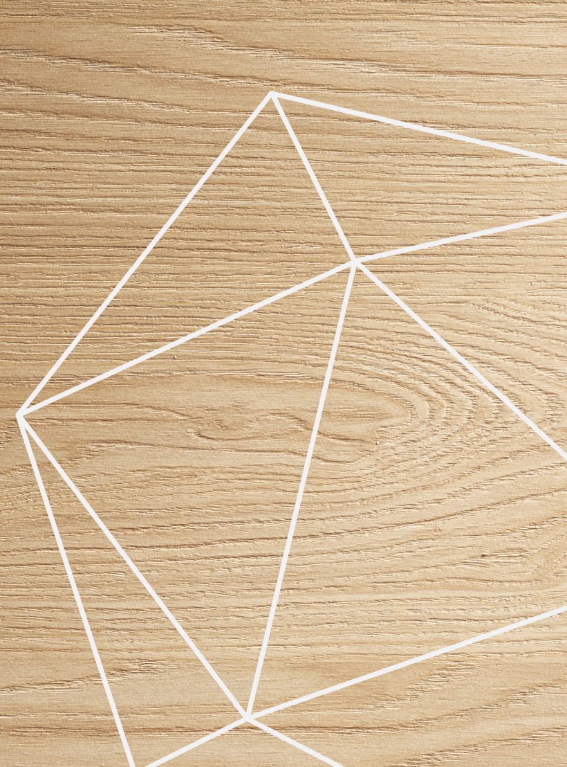 Holzoberfläche in heller Eichenoptik mit weißen, geometrischen Linien als grafisches Gestaltungselement.